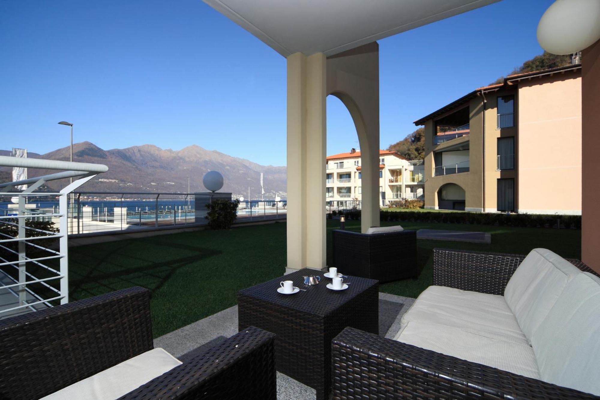 Golfo Gabella Lake Resort Maccagno Kültér fotó